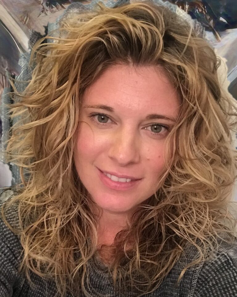 Lauren Smith, Owner of Shore Paws
